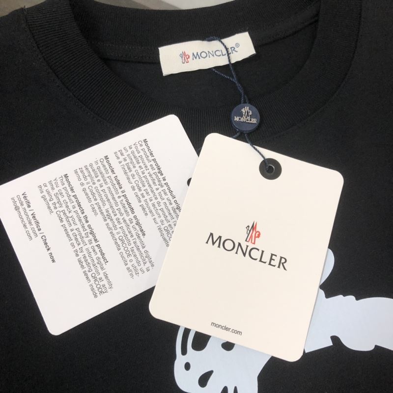 Moncler T-Shirts